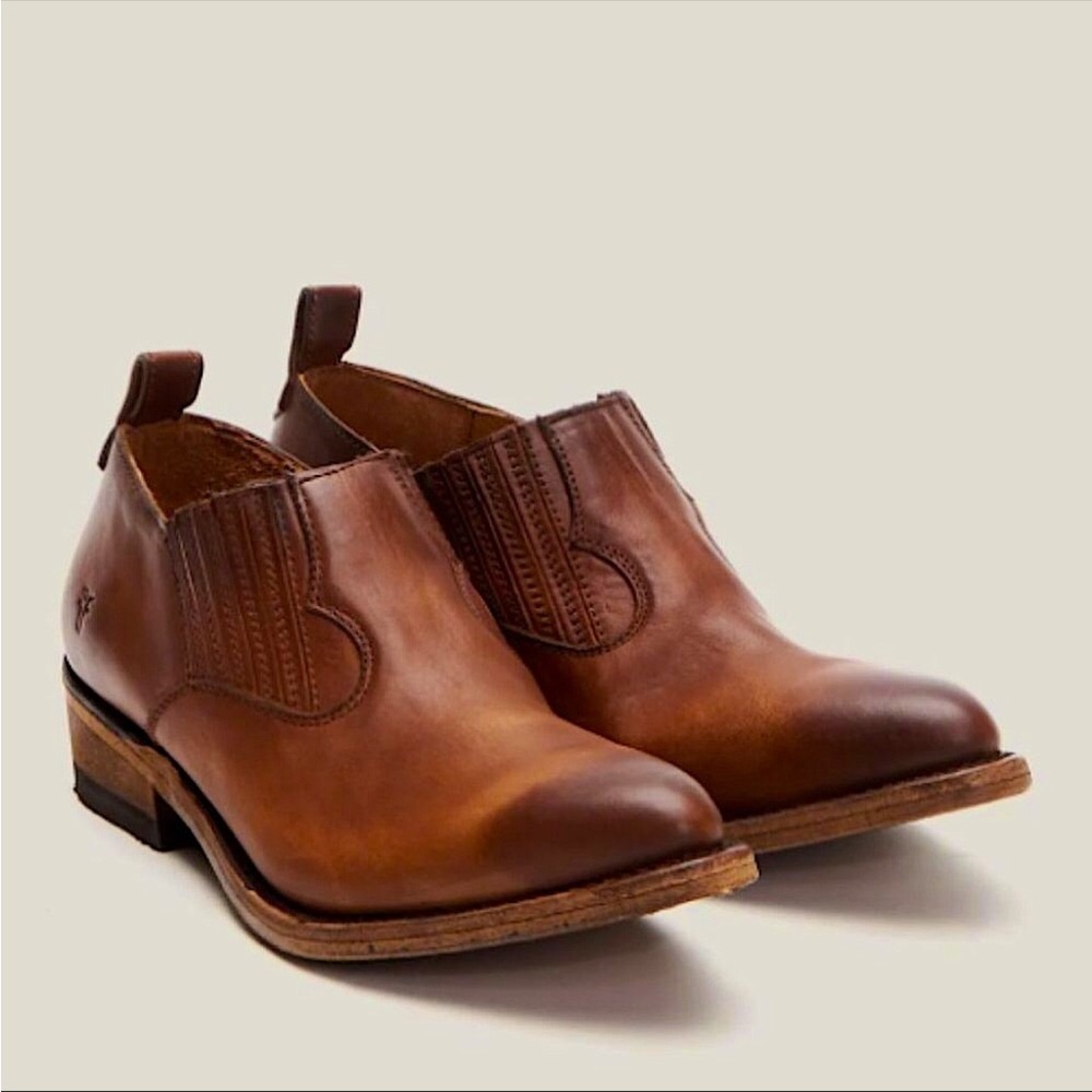 $369 Frye Billy Shootie Cognac Leather Southwestern Casual Pointed Ankle Booties - Picture 2 of 16
